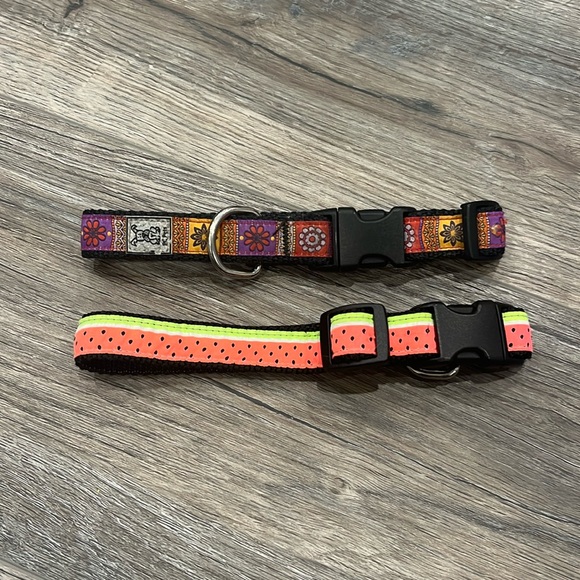 2 size medium dog Collars - Picture 1 of 5